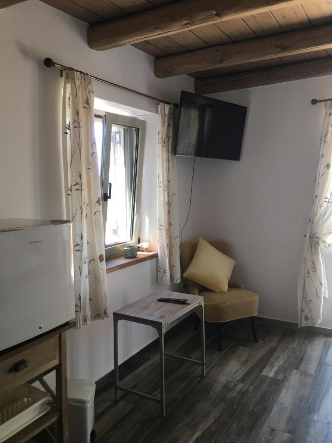 The Mousehouse Appartement Riglia Buitenkant foto